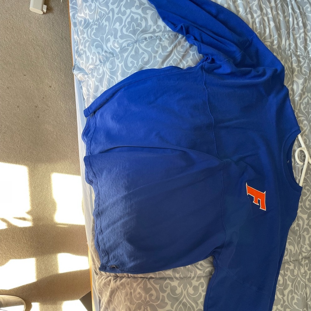 UF shirt